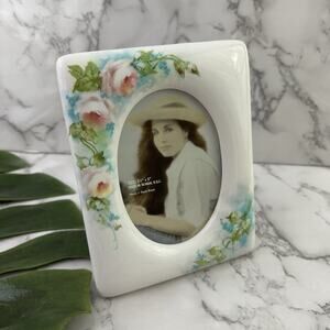 Vintage 90s Ceramic Picture Frame White Blue Floral Oval Cottagecore Decor 3x5